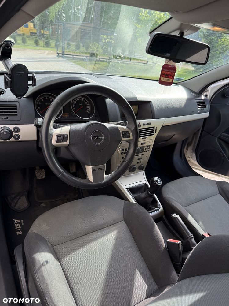 Opel Astra - 20