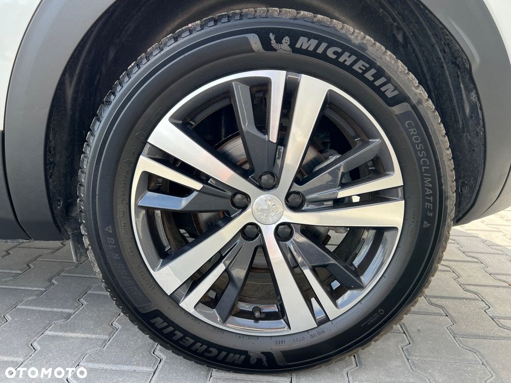 Peugeot 3008 1.5 BlueHDi GT S&S - 16