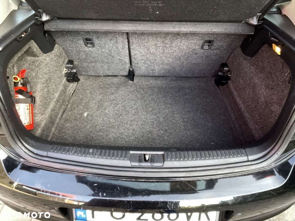 Volkswagen Polo - 21