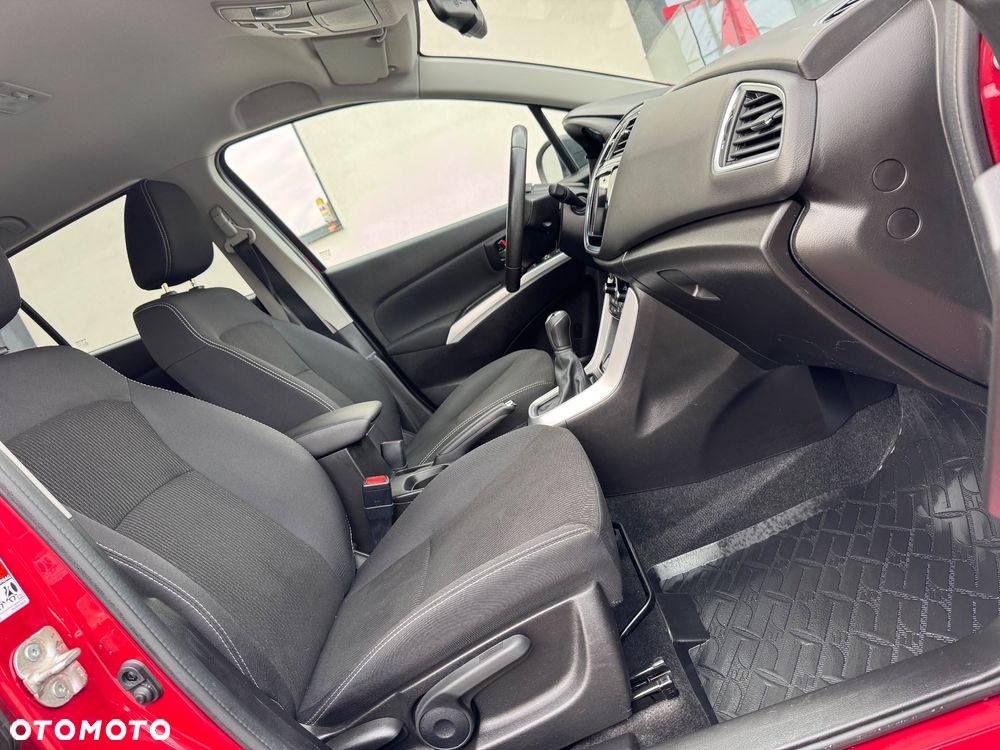 Suzuki SX4 S-Cross 1.0 T Premium - 23