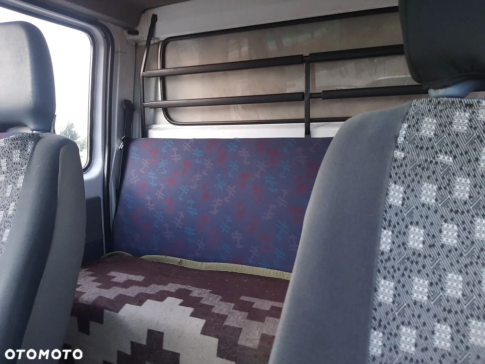 Mercedes-Benz Sprinter 321 D - 11