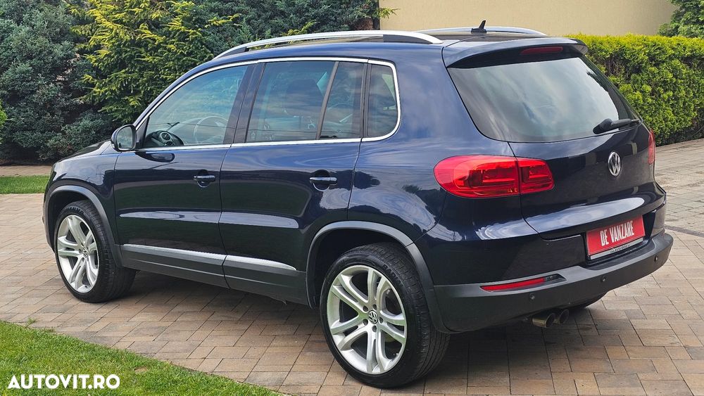 Volkswagen Tiguan 2.0 TDI 4Motion DSG Sport & Style - 11