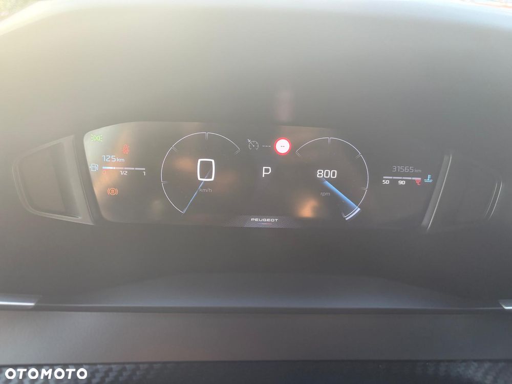 Peugeot 2008 PureTech 130 EAT8 Active - 11