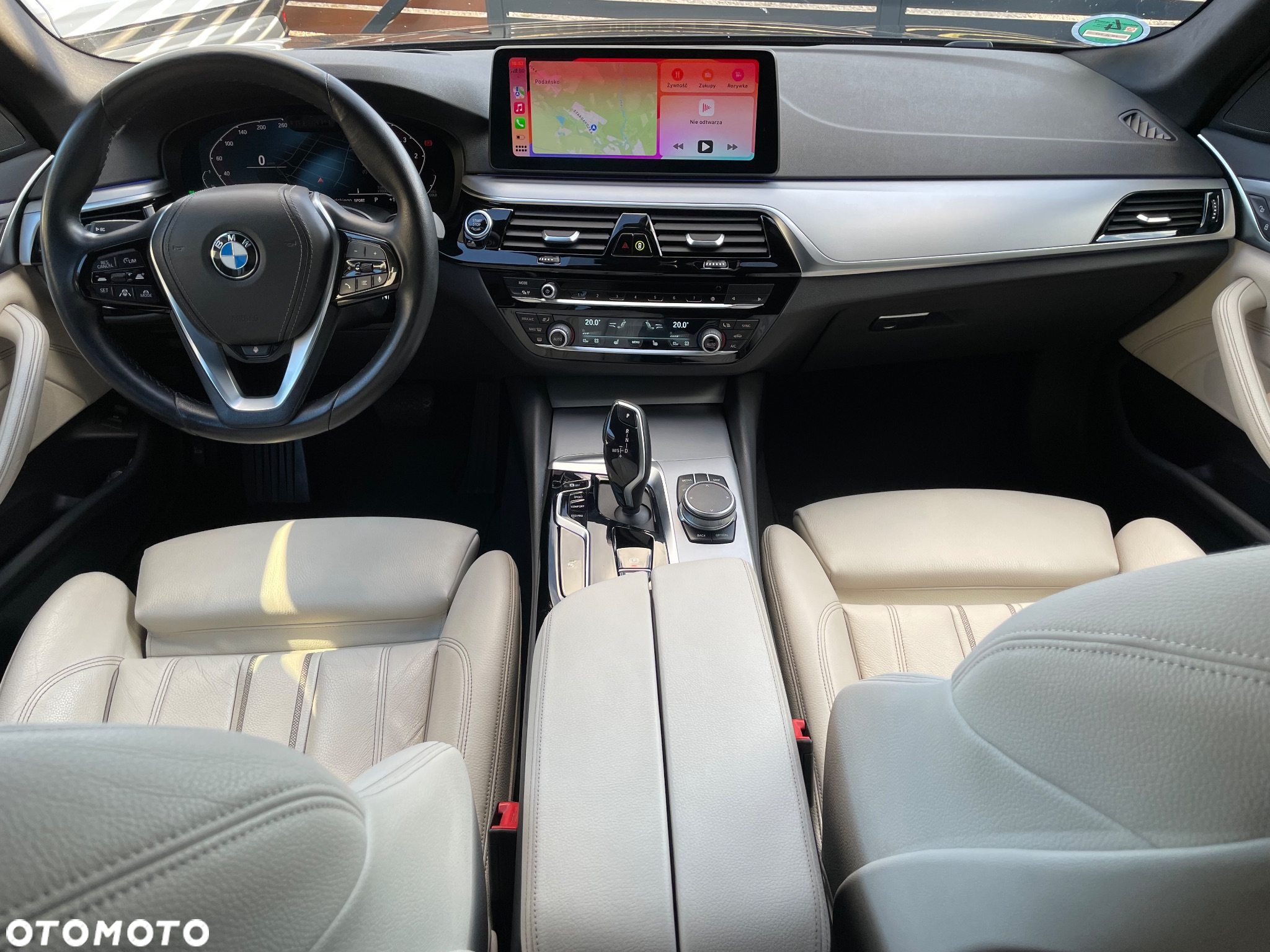 BMW Seria 5 520d Touring Luxury Line - 13