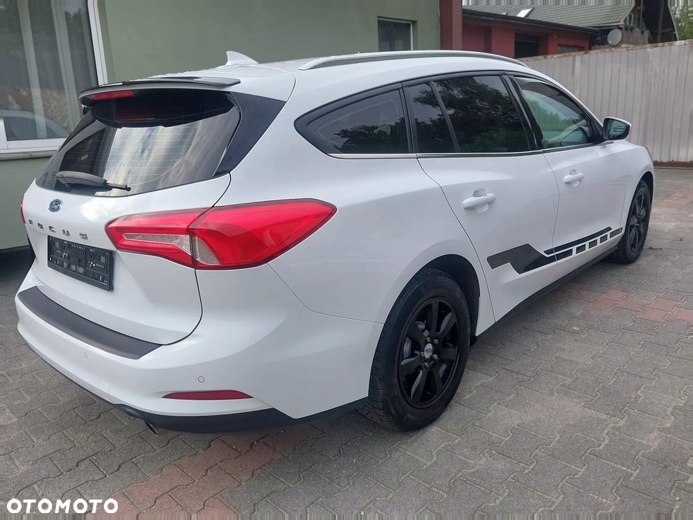 Ford Focus 1.5 EcoBlue Start-Stopp-System ST-LINE - 16