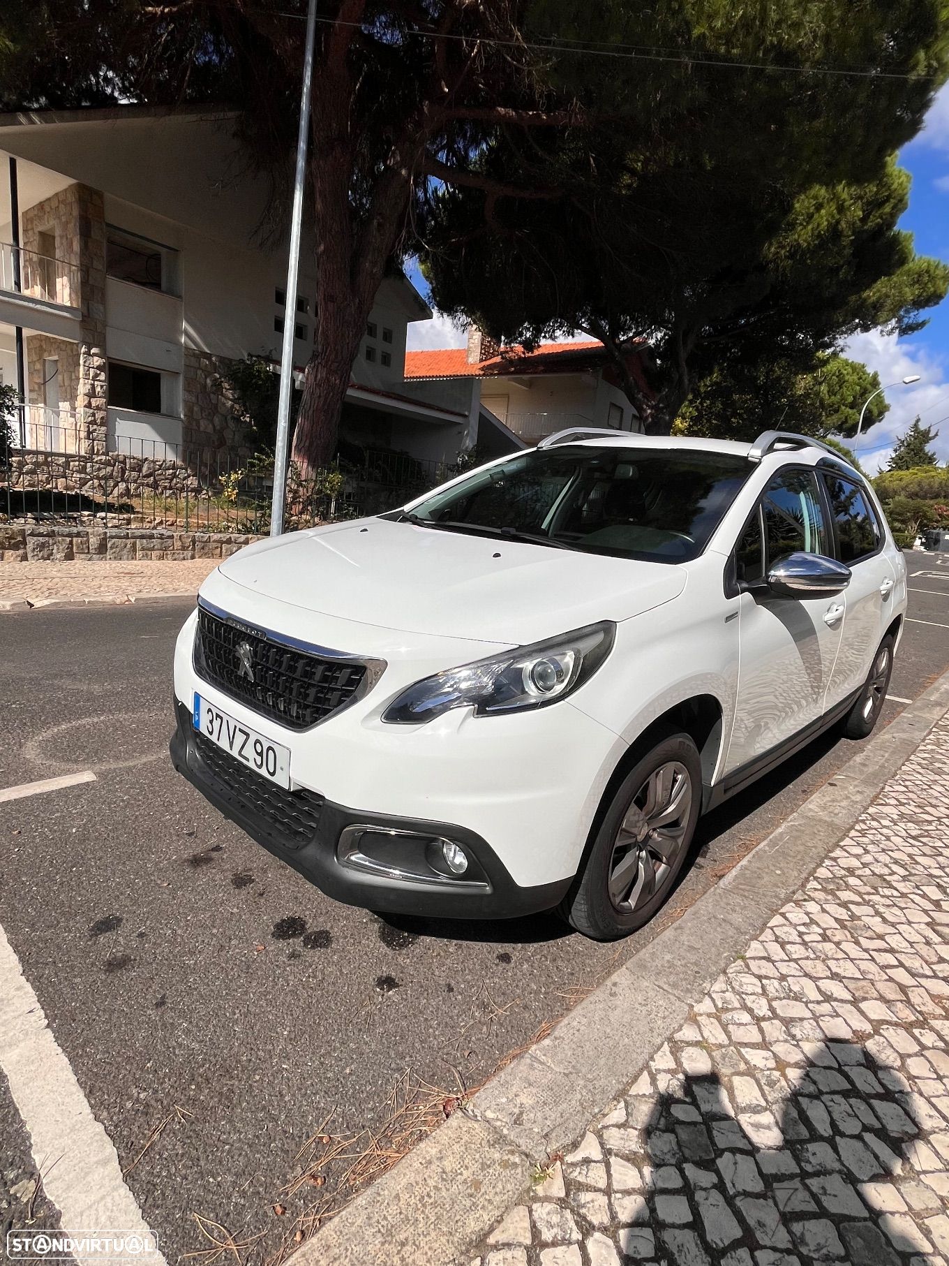 Peugeot 2008 1.2 PureTech Style - 1