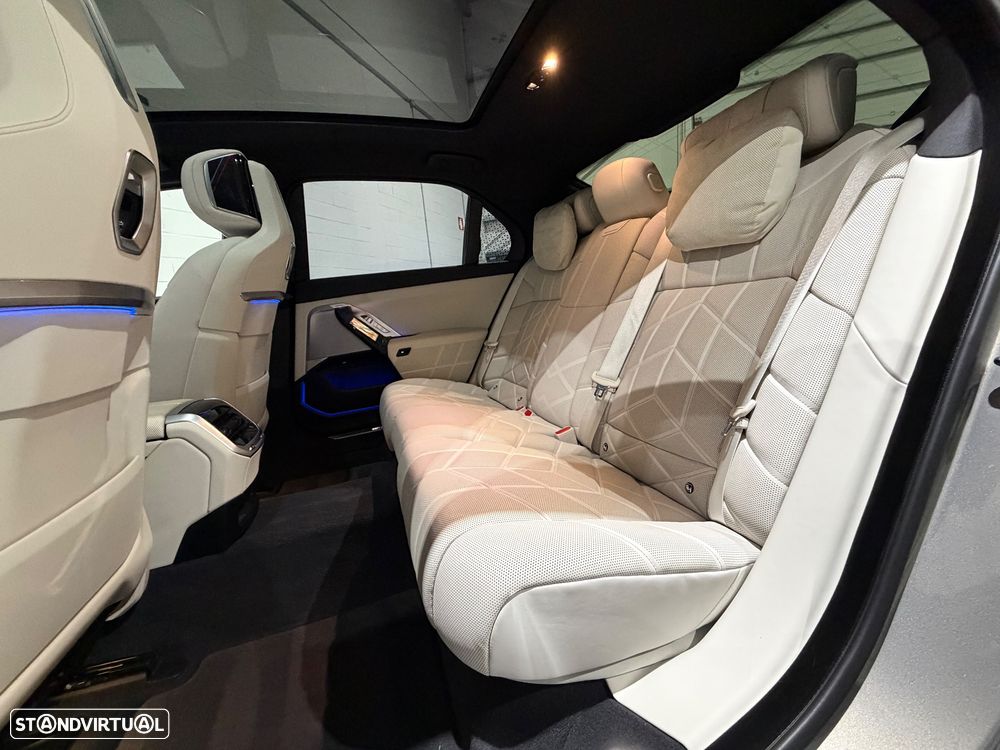 BMW 740 d xDrive Pack Desportivo M Pro - 10