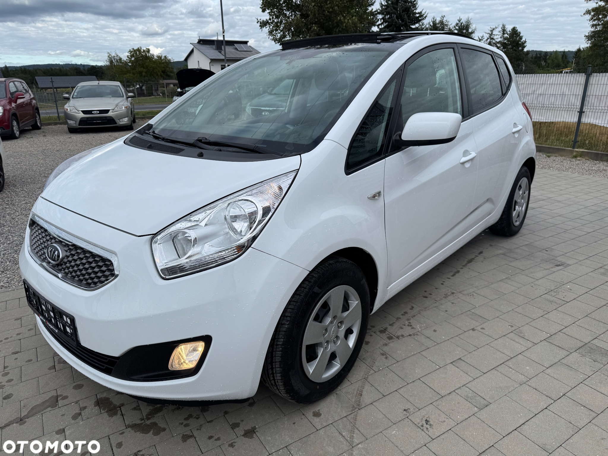 Kia Venga 1.6 CRDi M - 4
