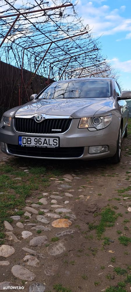 Skoda Superb 1.6 TDI GreenLine - 1