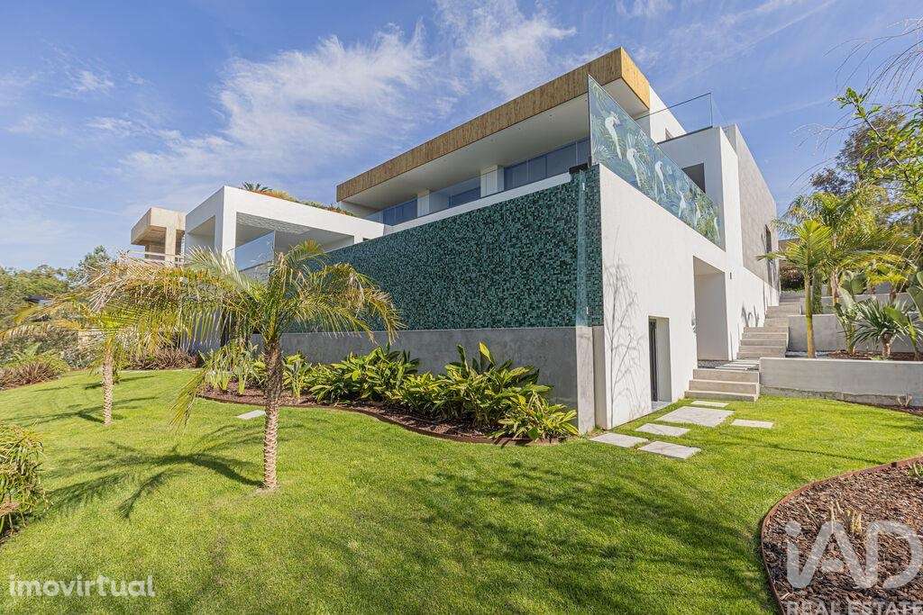 Moradia isolada T5 em Alcabideche de 630 m2 - Grande imagem: 2/39