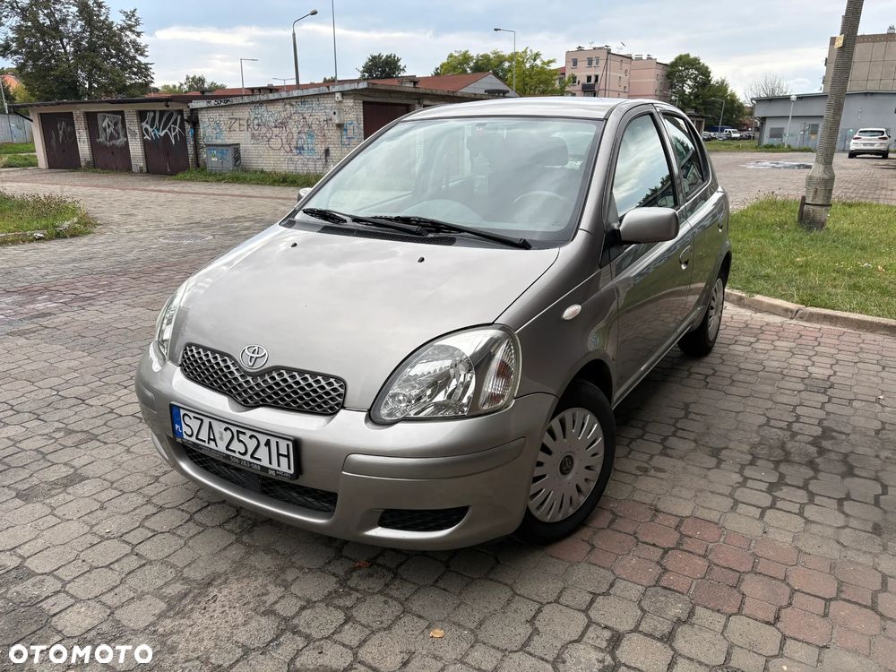 Toyota Yaris 1.0 Luna - 1