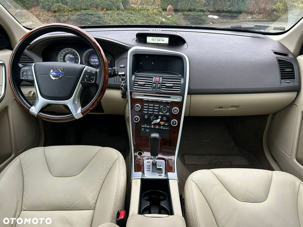 Volvo XC 60 - 8