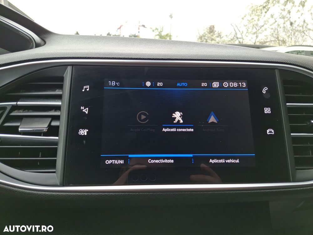 Peugeot 308 1.2 L PureTech Turbo Allure - 19