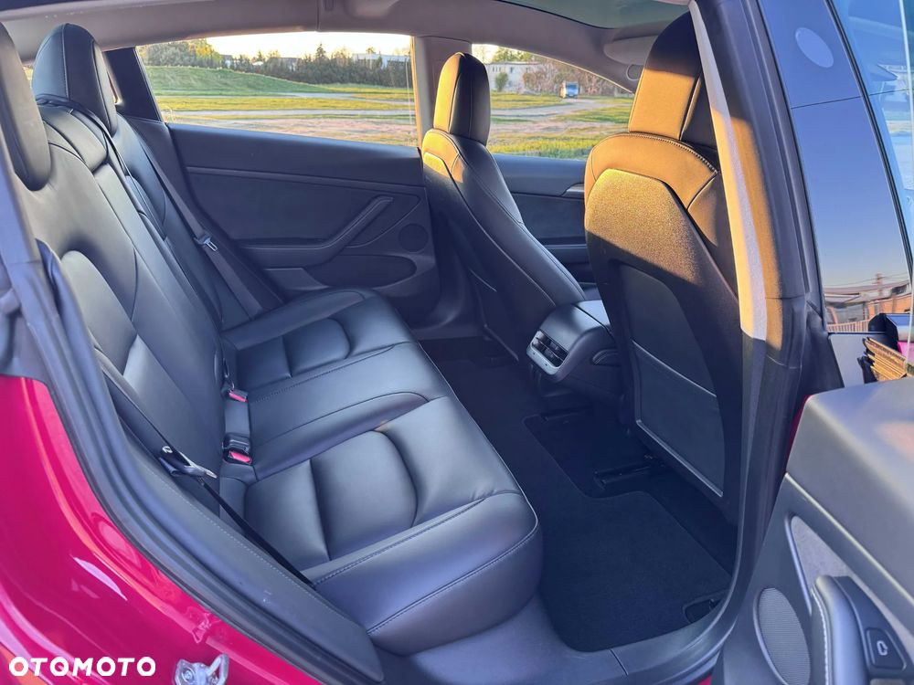 Tesla Model 3 Performance AWD - 21