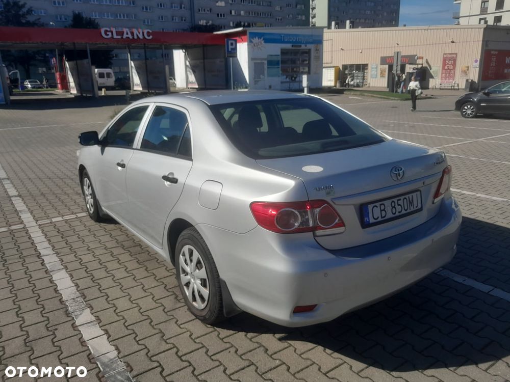 Toyota Corolla 1.6 Terra - 8