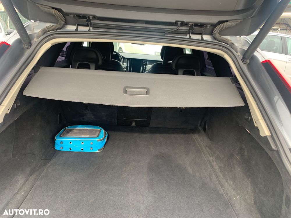 Volvo V90 D5 AWD Geartronic Momentum - 14