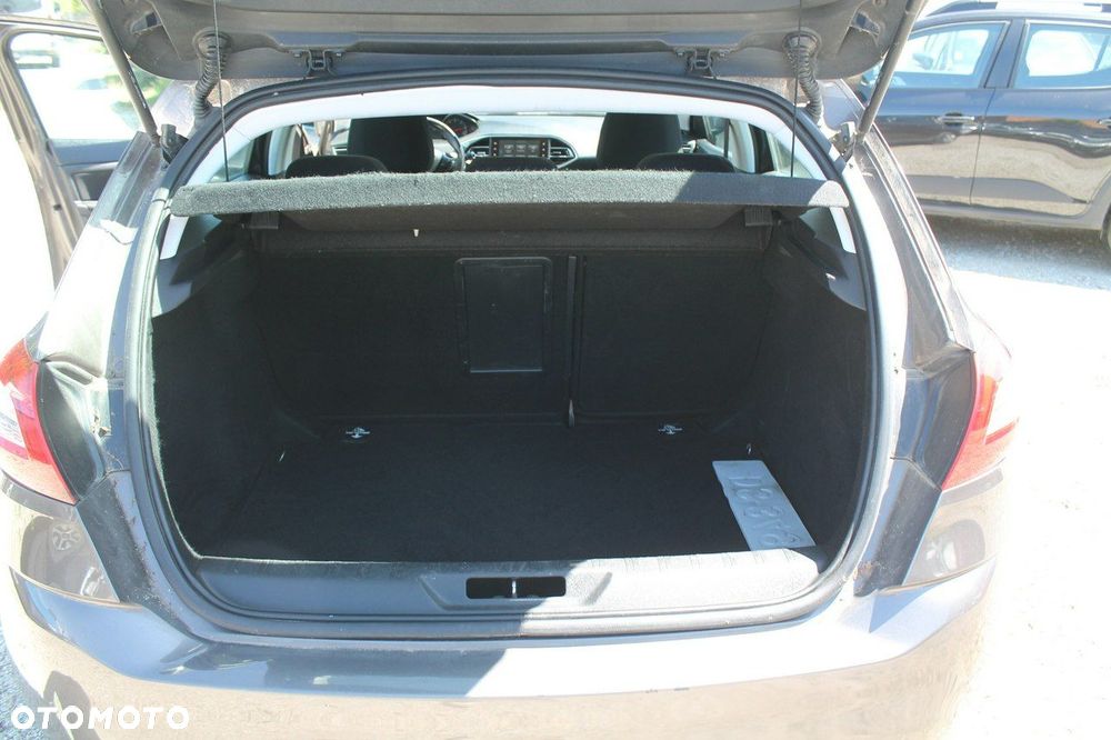Peugeot 308 - 12