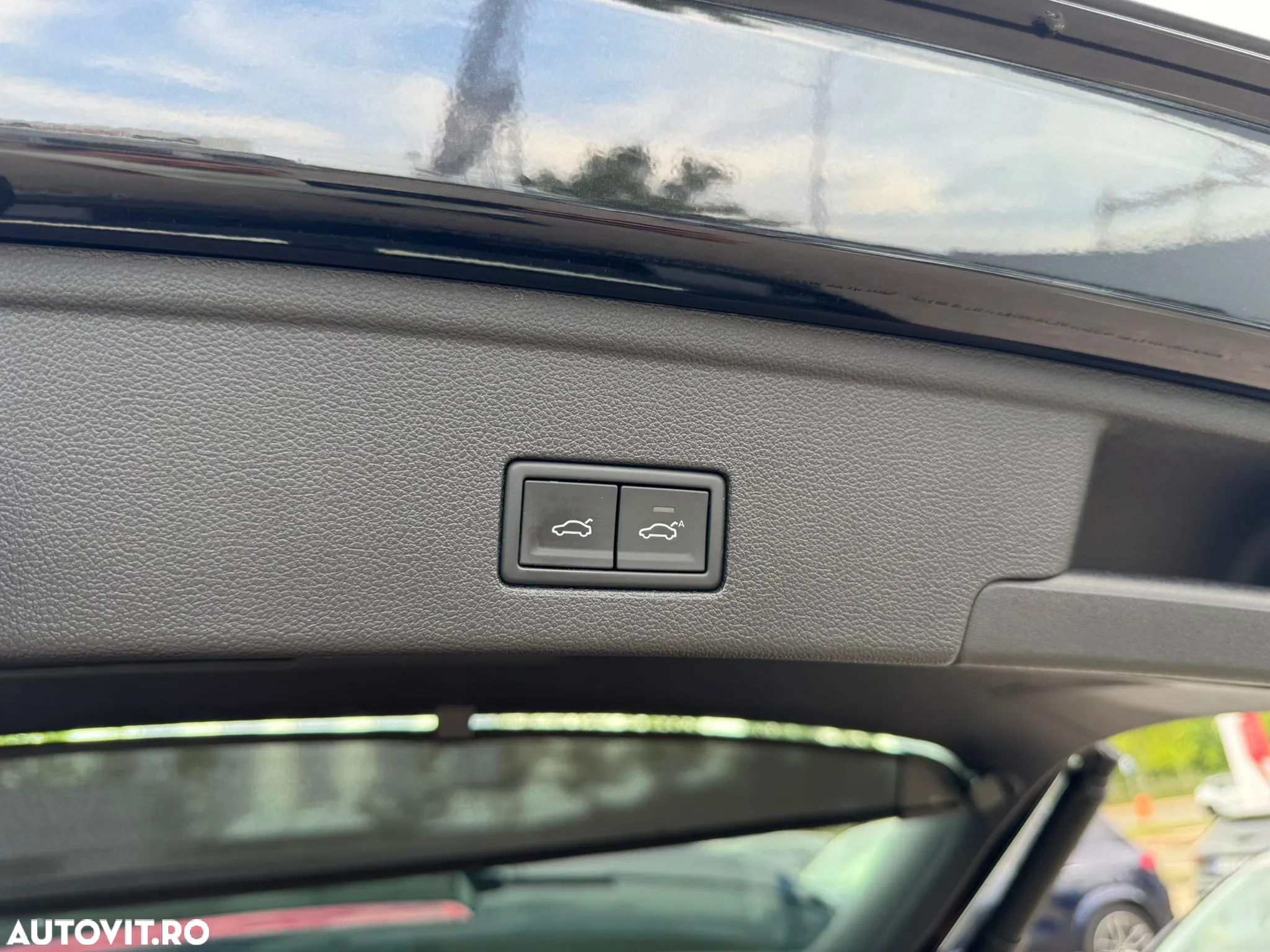 Volkswagen Touareg V6 TSI 4MOTION Elegance - 26