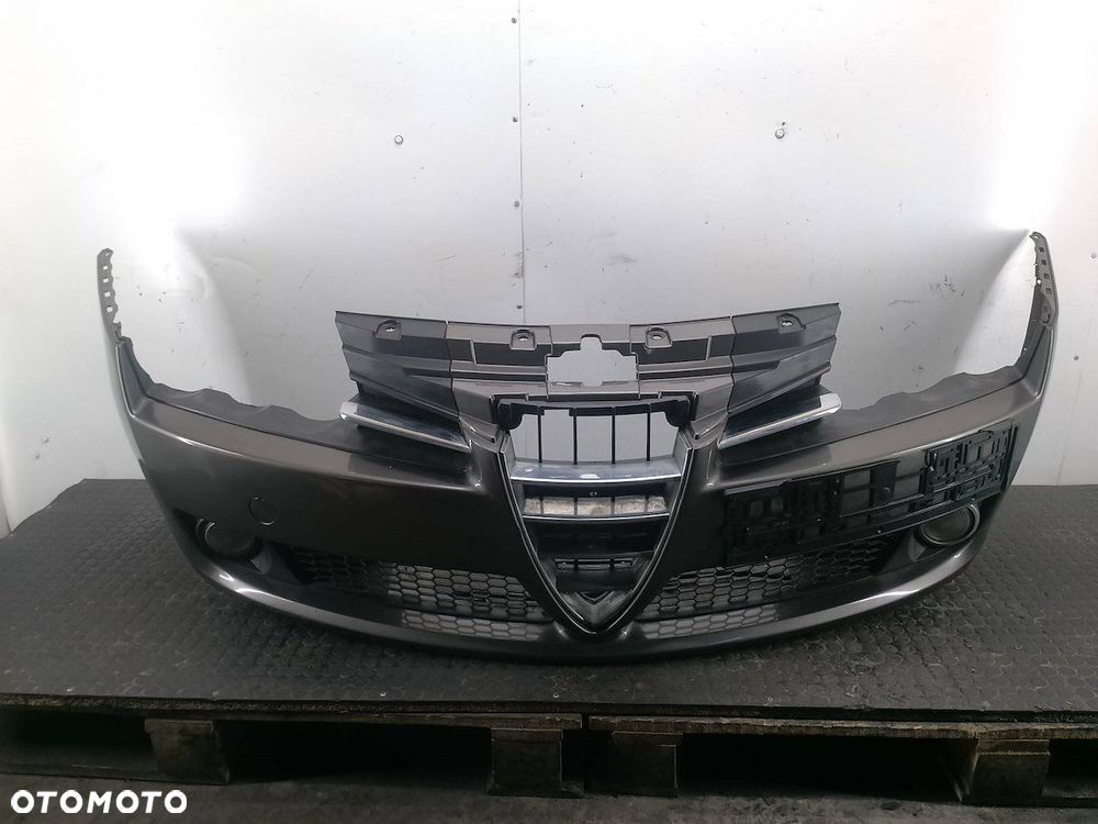 ZDERZAK PRZÓD ALFA ROMEO 159 565/A - 1