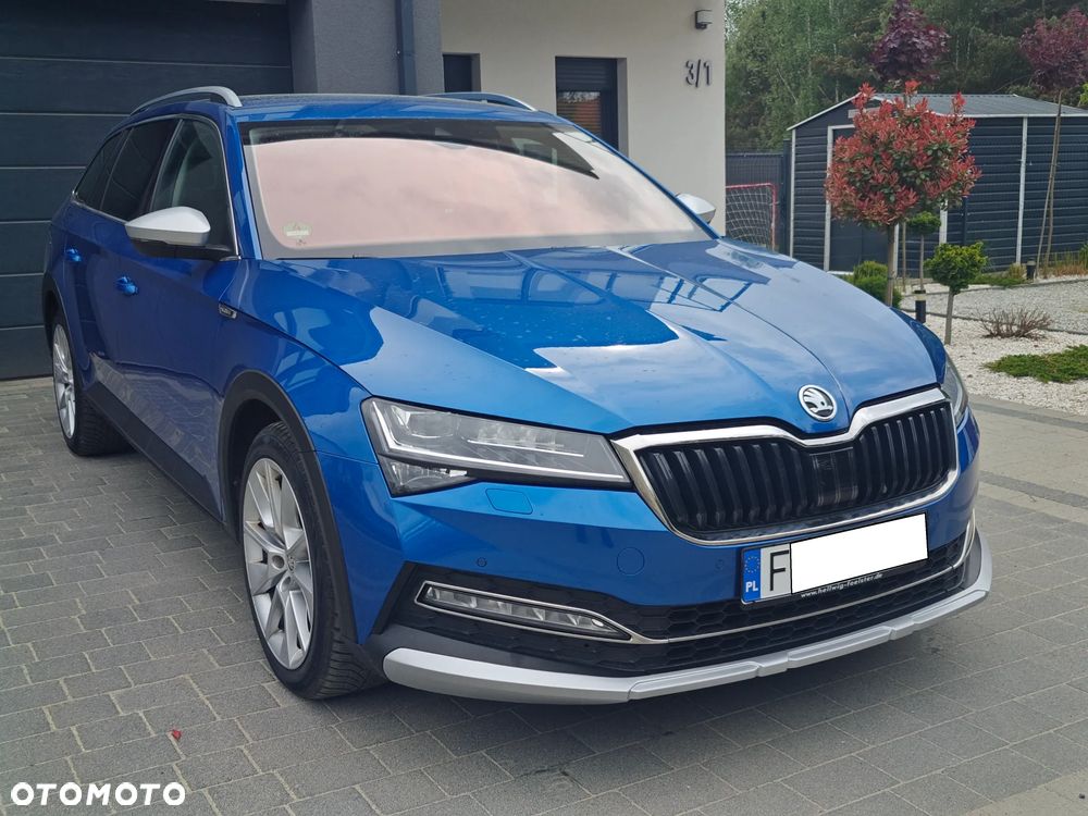 Skoda Superb 2.0 TDI 4x4 DSG Scout - 8