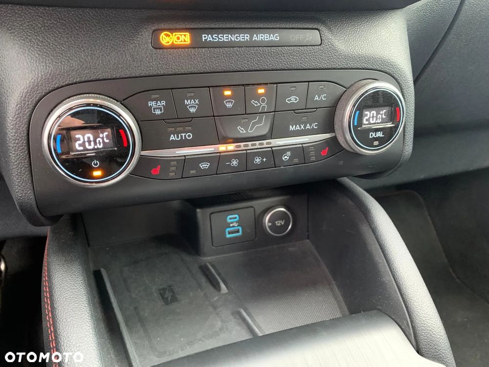 Ford Kuga 2.5 Duratec PHEV ST-LINE - 10