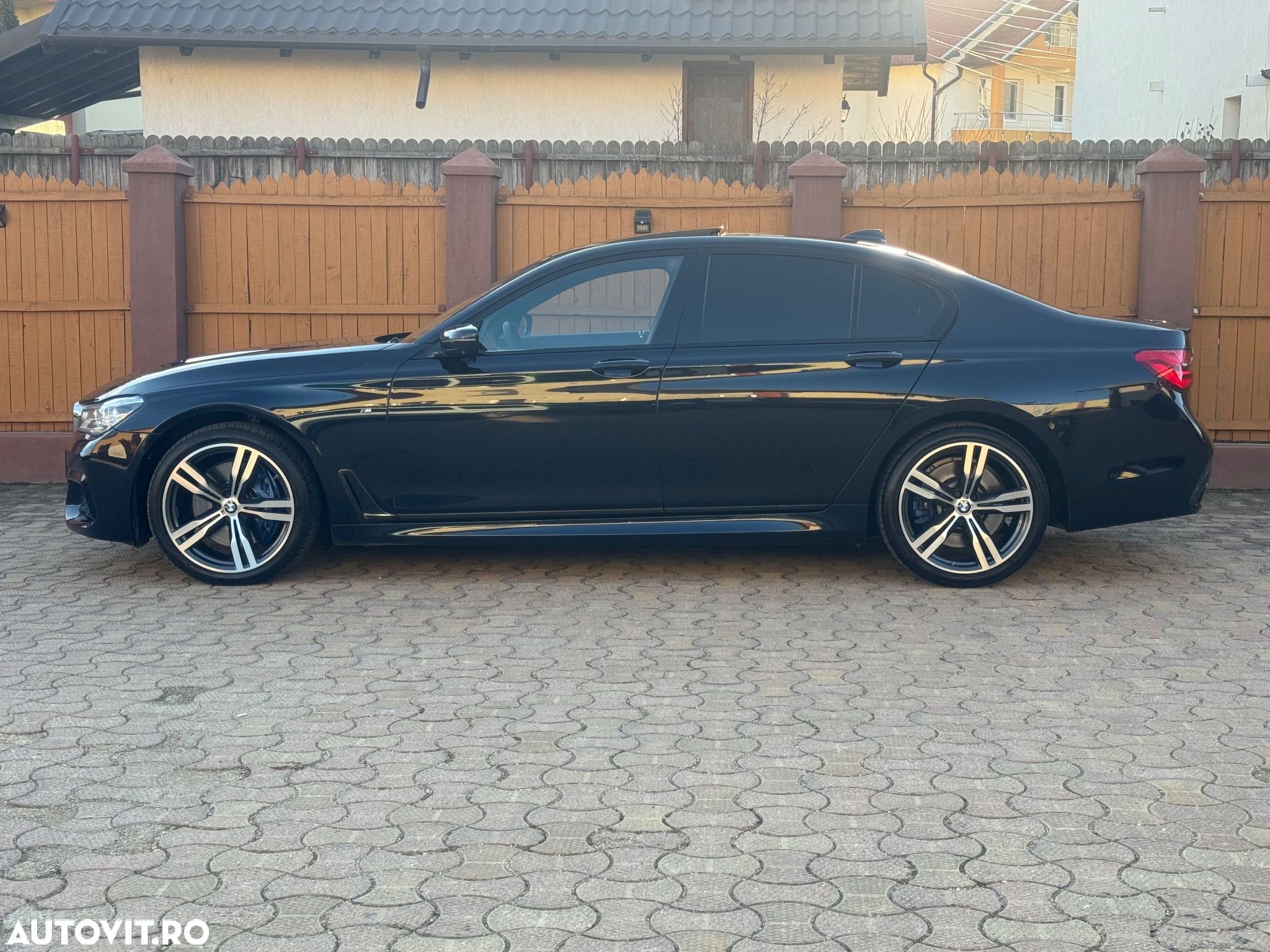 BMW Seria 7 750d xDrive - 26