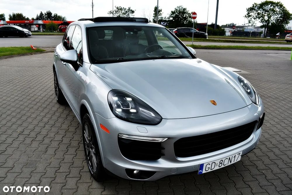 Porsche Cayenne Platinum Edition - 22