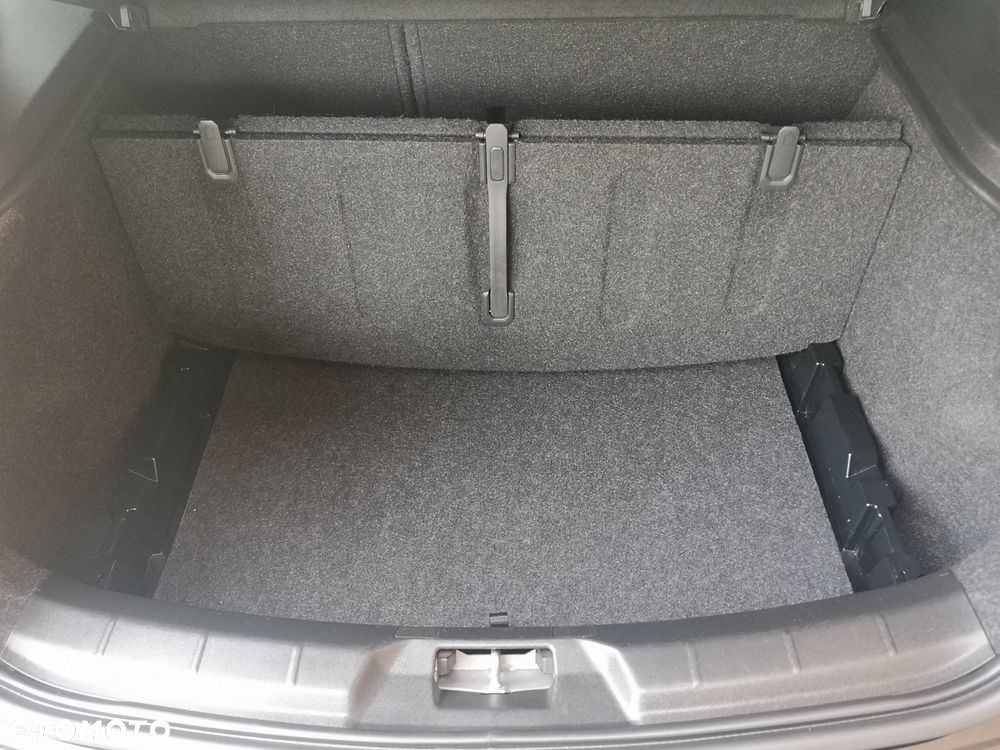 Volvo V40 T3 RDesign - 37