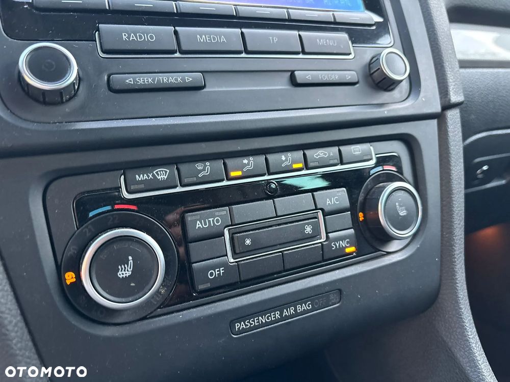 Volkswagen Golf - 15