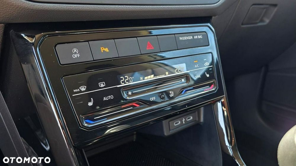 Volkswagen T-Cross - 20