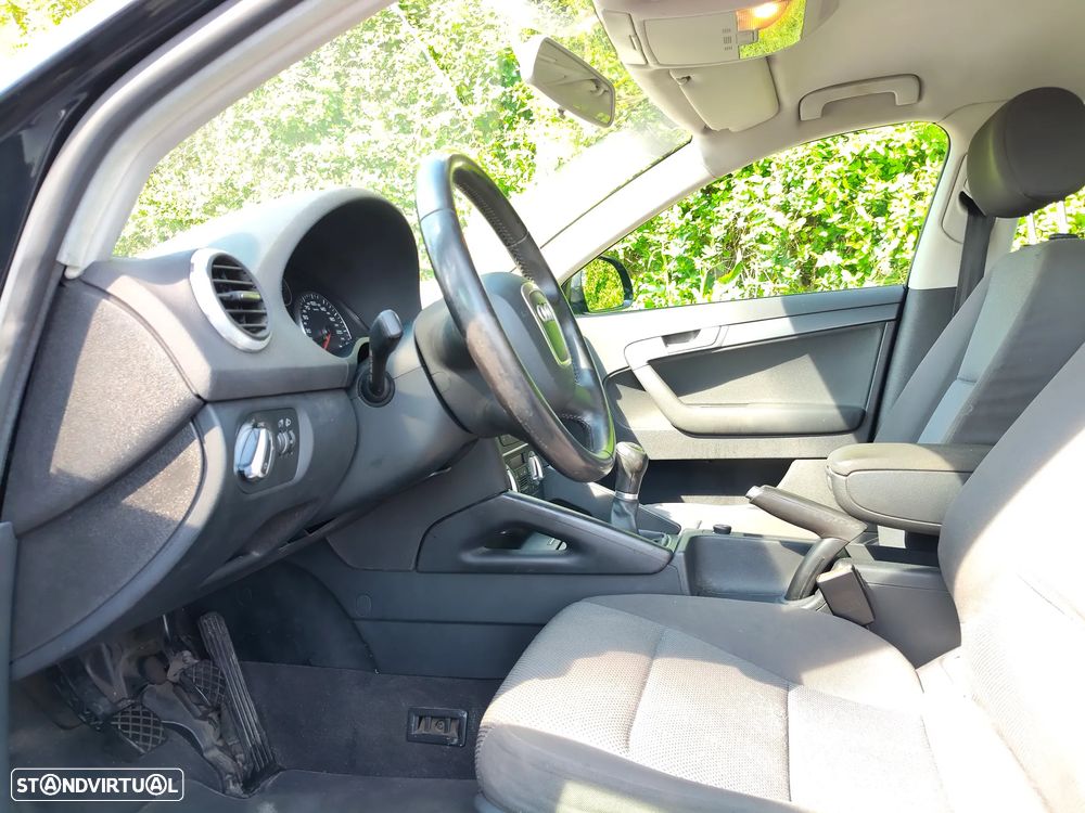 Audi A3 1.6 TDI Attraction - 18