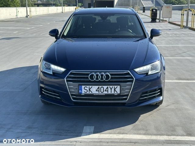 Audi A4 Avant 2.0 TFSI ultra Design - 28