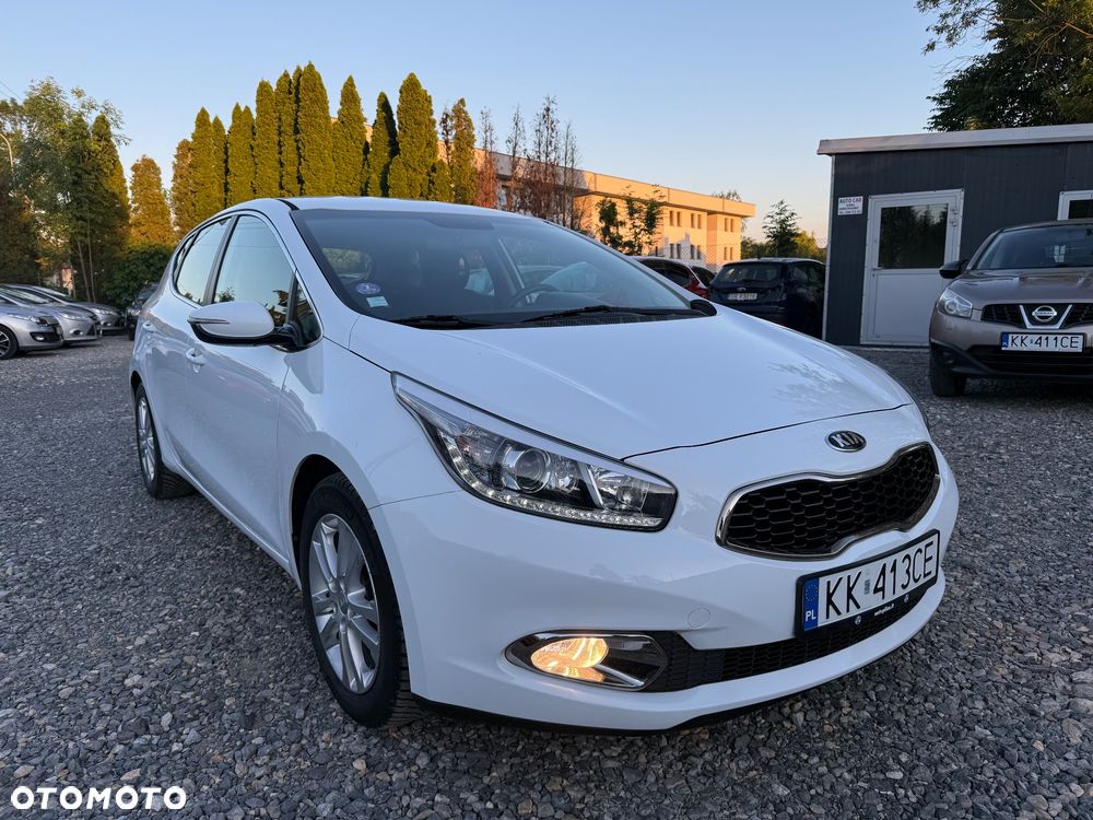 Kia Ceed 1.6 GDI L - 3