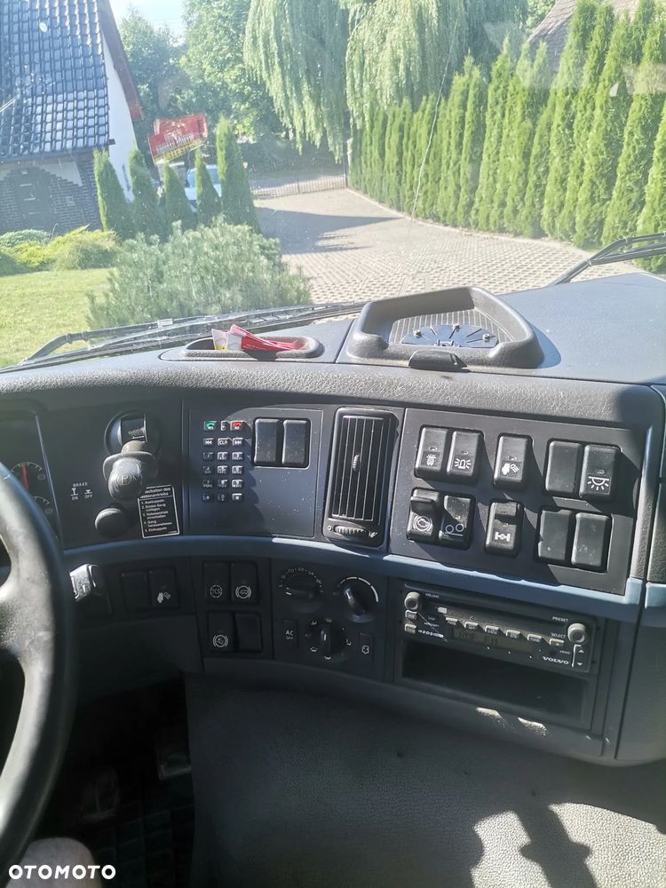 Volvo FM 300 - 7
