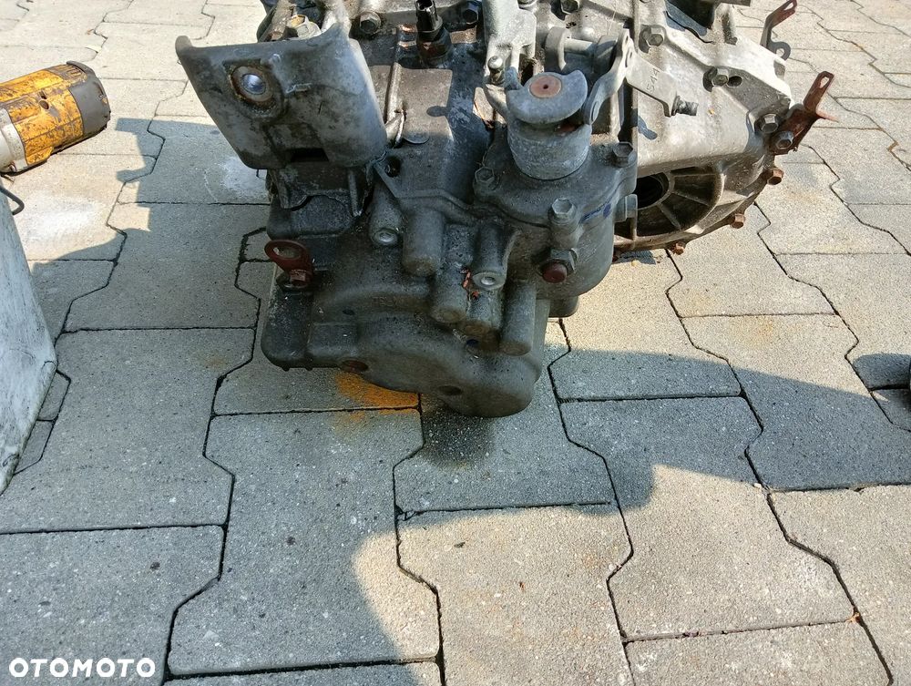 Suzuki Swift Sport MK7 ZPS 1.6 Benzyna Skrzynia biegów - 5