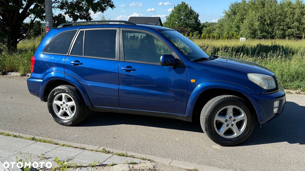 Toyota RAV4 2.0 VVT-i 4x4 - 37