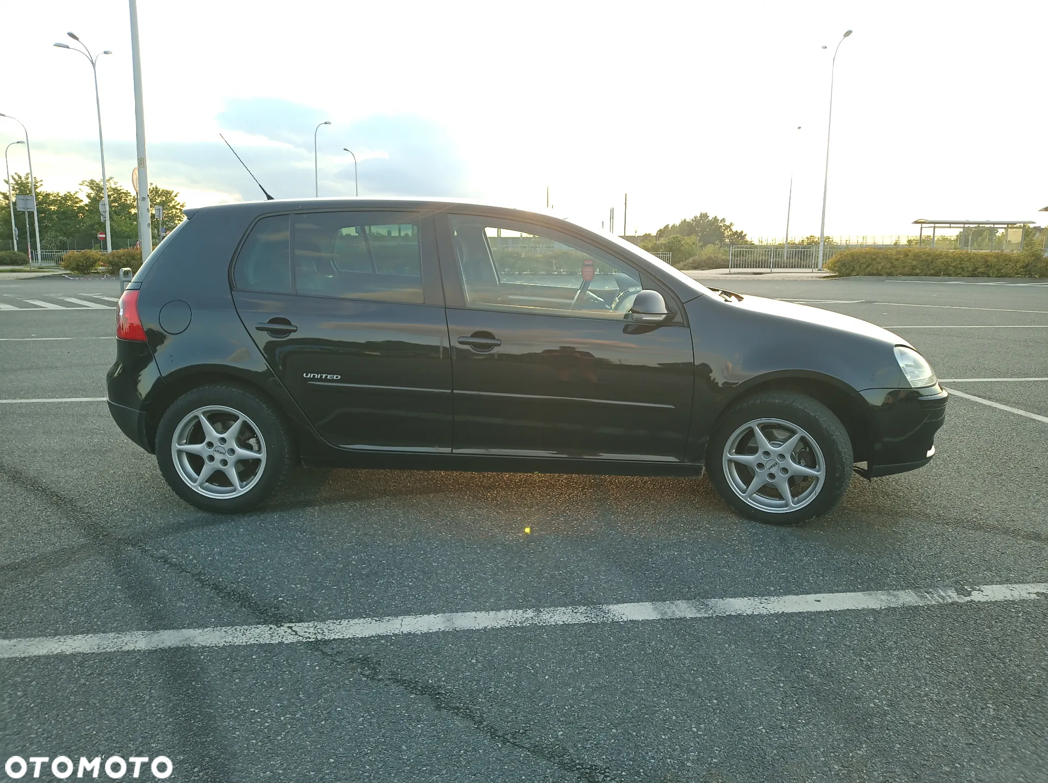 Volkswagen Golf - 29