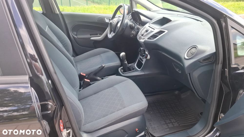 Ford Fiesta 1.25 Gold X - 11