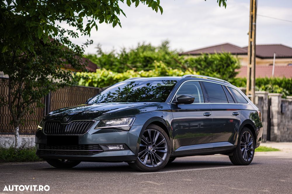 Skoda Superb 2.0 TDI DSG Style - 1