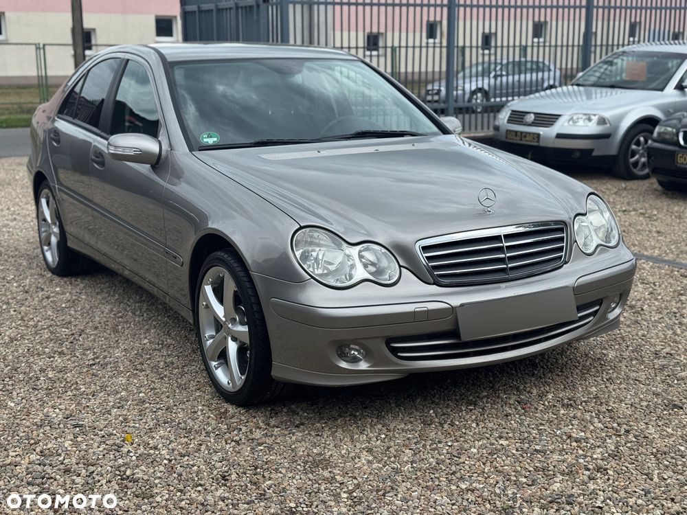 Mercedes-Benz Klasa C 180 T Kompressor Automatik Classic - 1