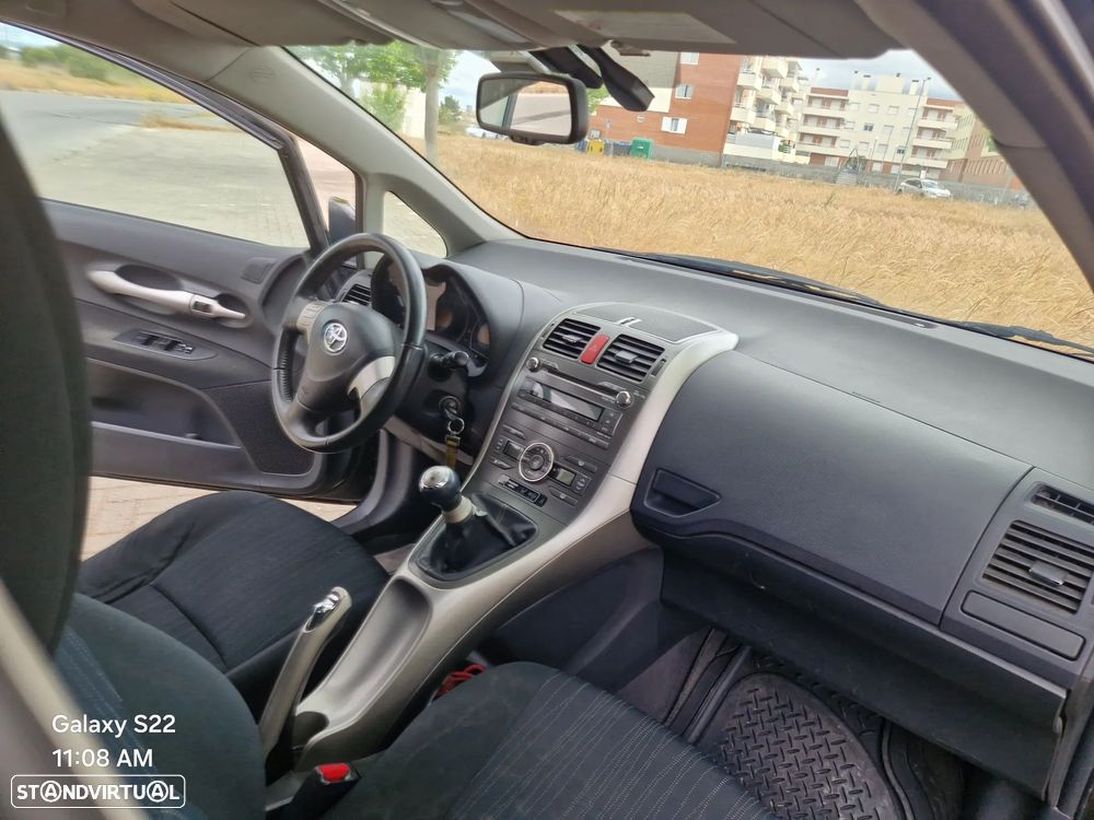 Toyota Auris 1.4 D-4D Sol DPF - 8