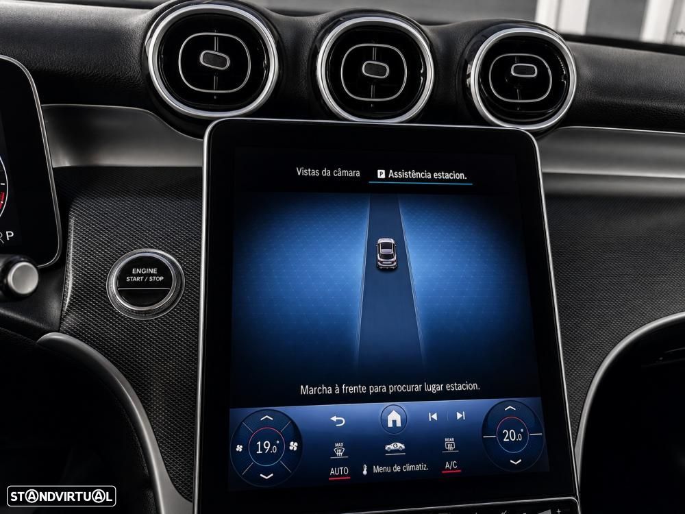 Mercedes-Benz GLC 300 e 4Matic 9G-TRONIC Avantgarde Advanced - 39
