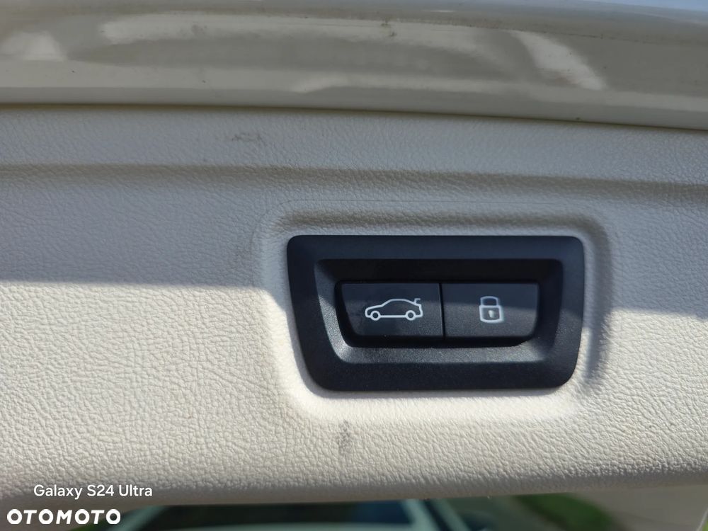 BMW Seria 3 - 34