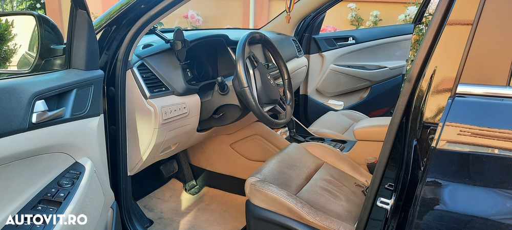 Hyundai Tucson 1.6 T-GDi 4WD 7DCT Luxury+ - 10