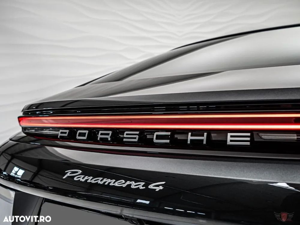 Porsche Panamera 4 - 22
