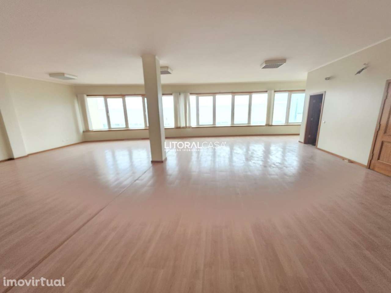 Escritório - Grande imagem: 5/13