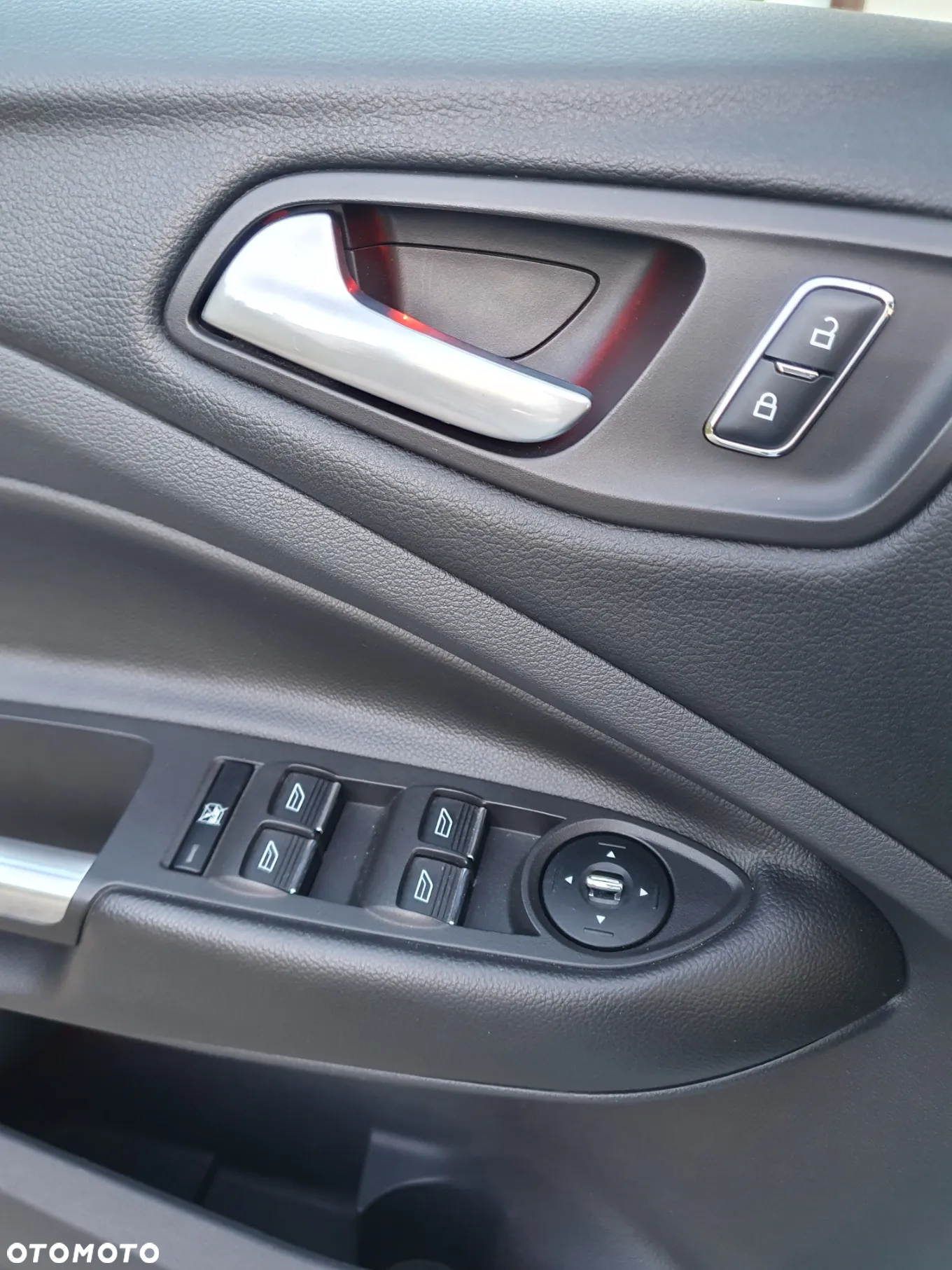 Ford Kuga 2.0 TDCi 4x4 SYNC - 10