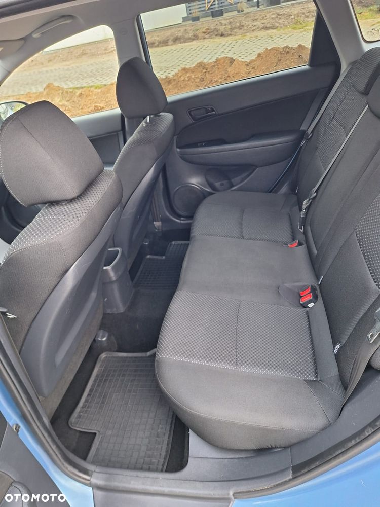 Hyundai i30 i30cw 1.4 blue Comfort - 13