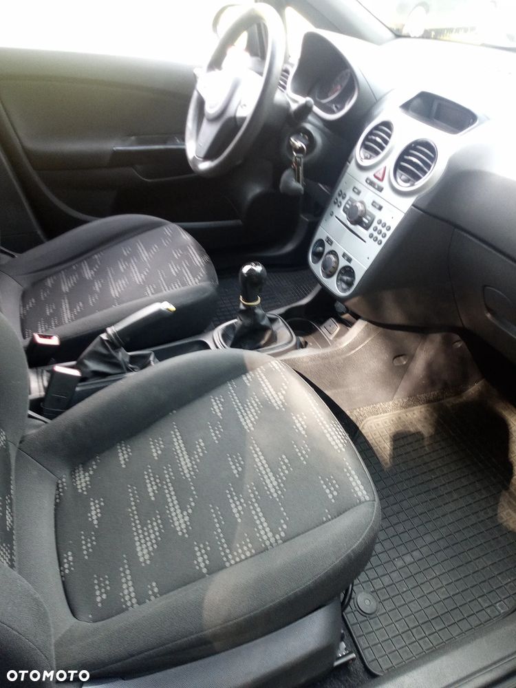 Opel Corsa 1.2 16V Graphite - 6