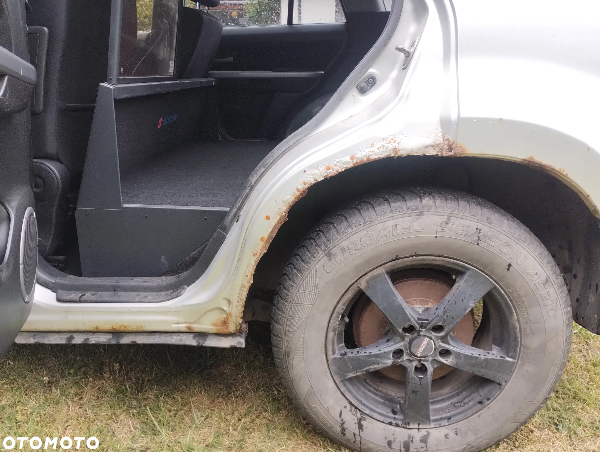 Suzuki Grand Vitara 2.0 - 15
